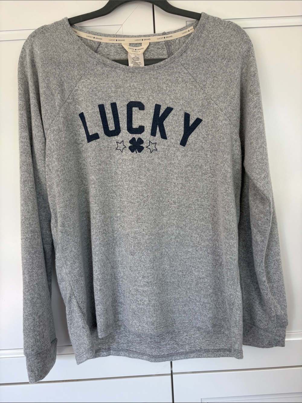 Lucky🍀Brand Super Soft Heather Gray Pullover with Navy Graphic • Large